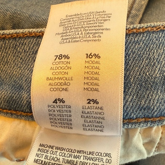 Mother The Weekender Fray Jeans in California Cruiser 34 - Picture 15 of 15